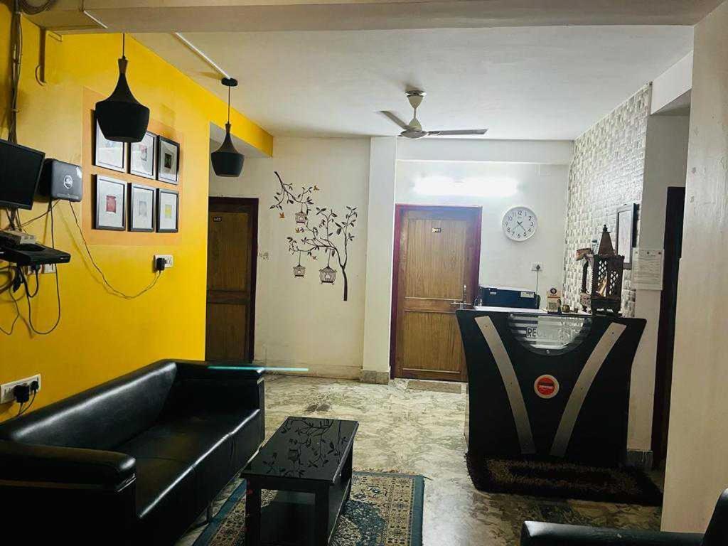 O Saket Homes